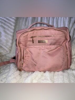 JuJuBe convertable Diaper Backpack / Messenger Bag